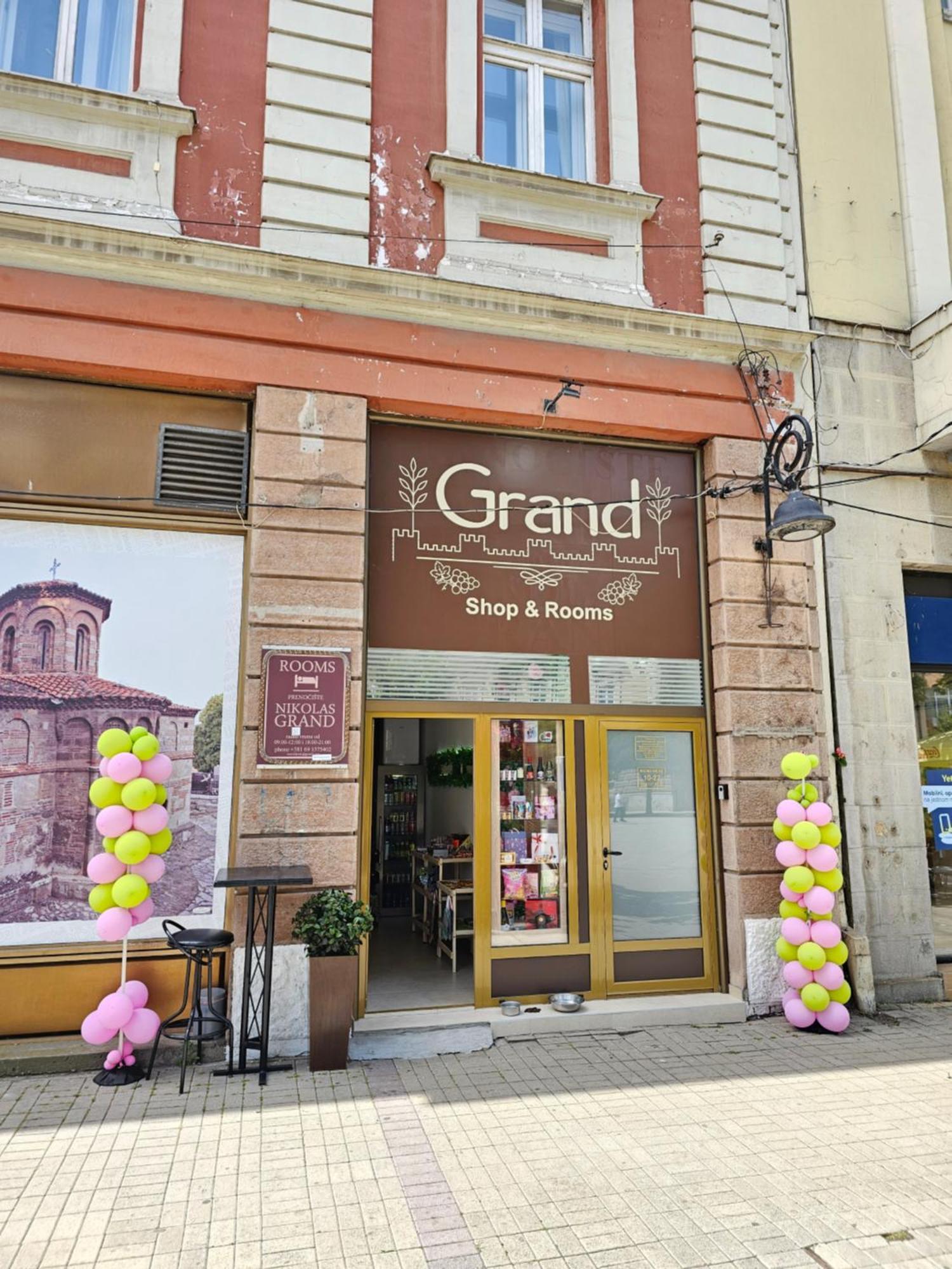 Prenociste Nikolas Grand Semendire Dış mekan fotoğraf