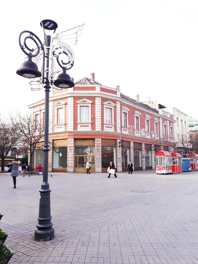Prenociste Nikolas Grand Semendire Dış mekan fotoğraf